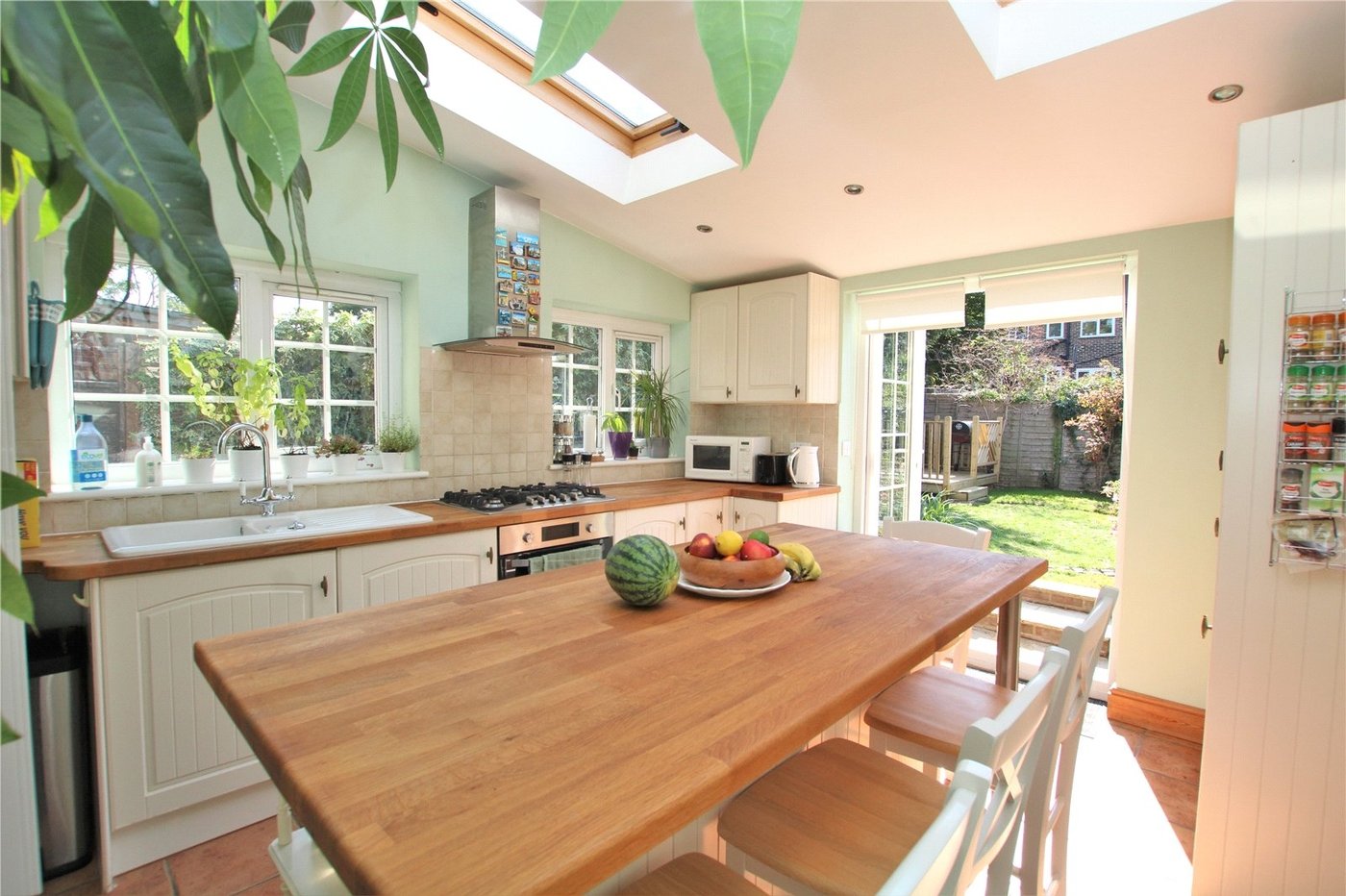 3 bedroom house for sale in Mottingham | Robinson Jackson