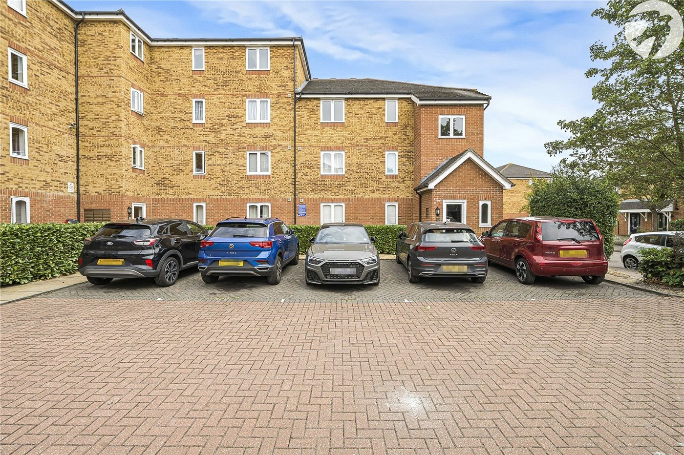 2 bedroom property for sale in Dartford | Robinson Jackson