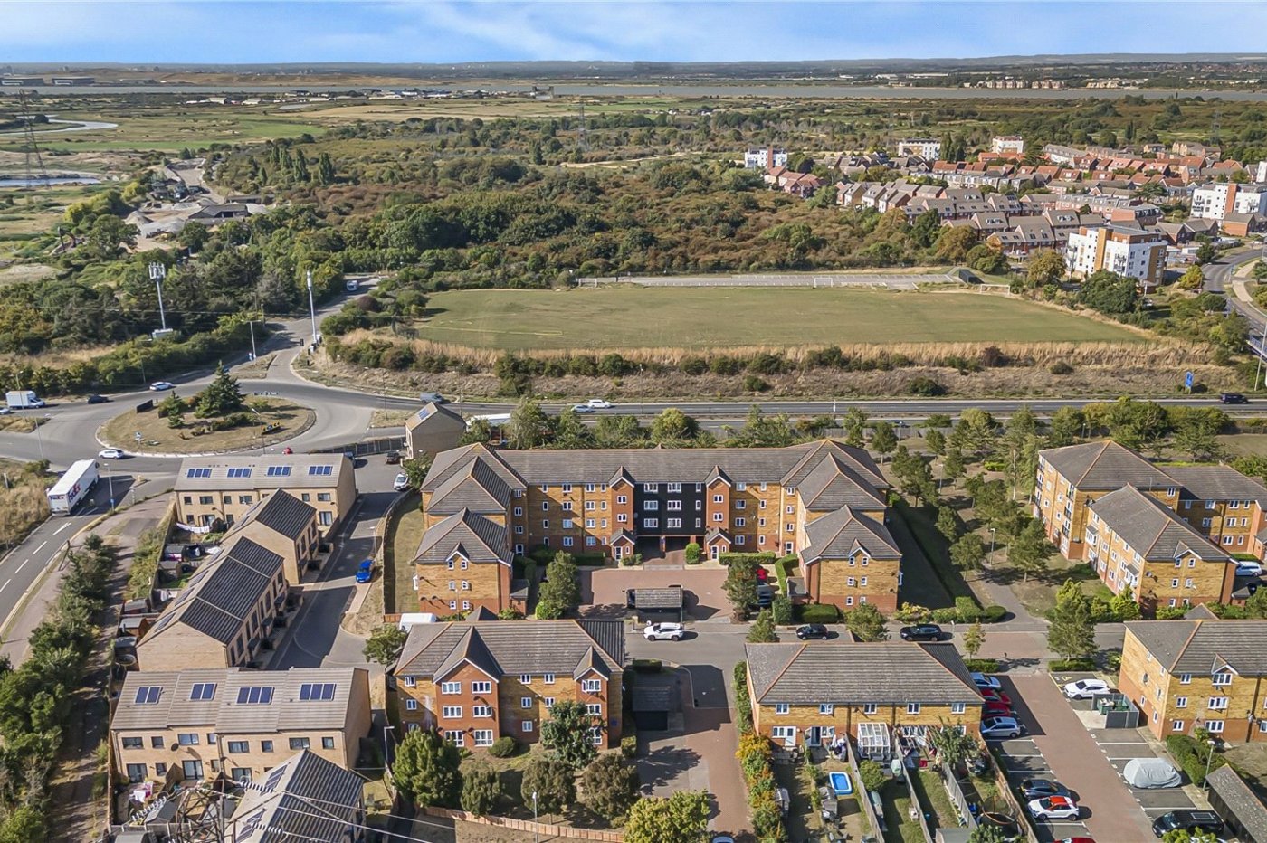 2 bedroom property for sale in Dartford | Robinson Jackson