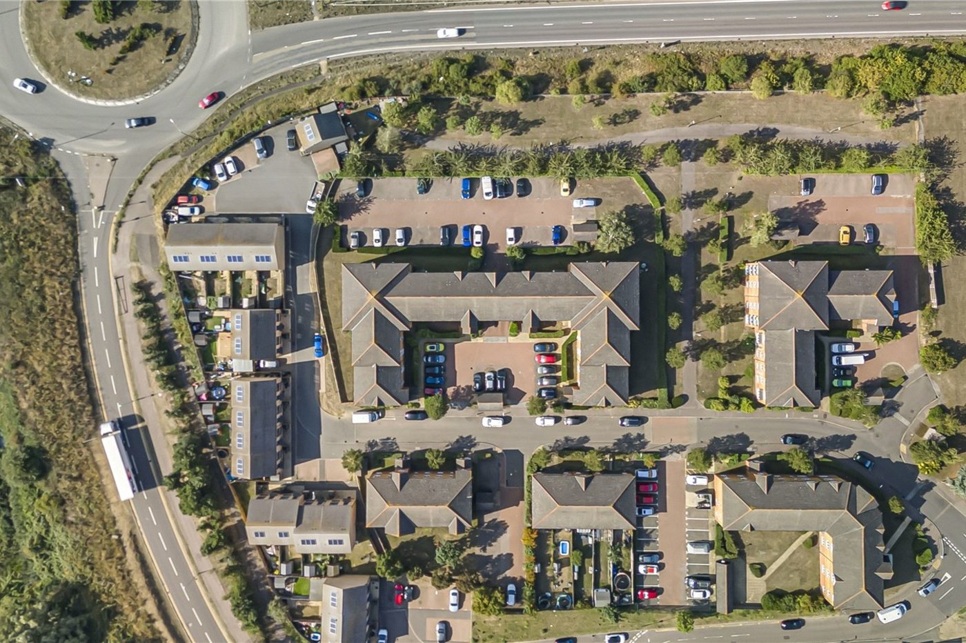 2 bedroom property for sale in Dartford | Robinson Jackson