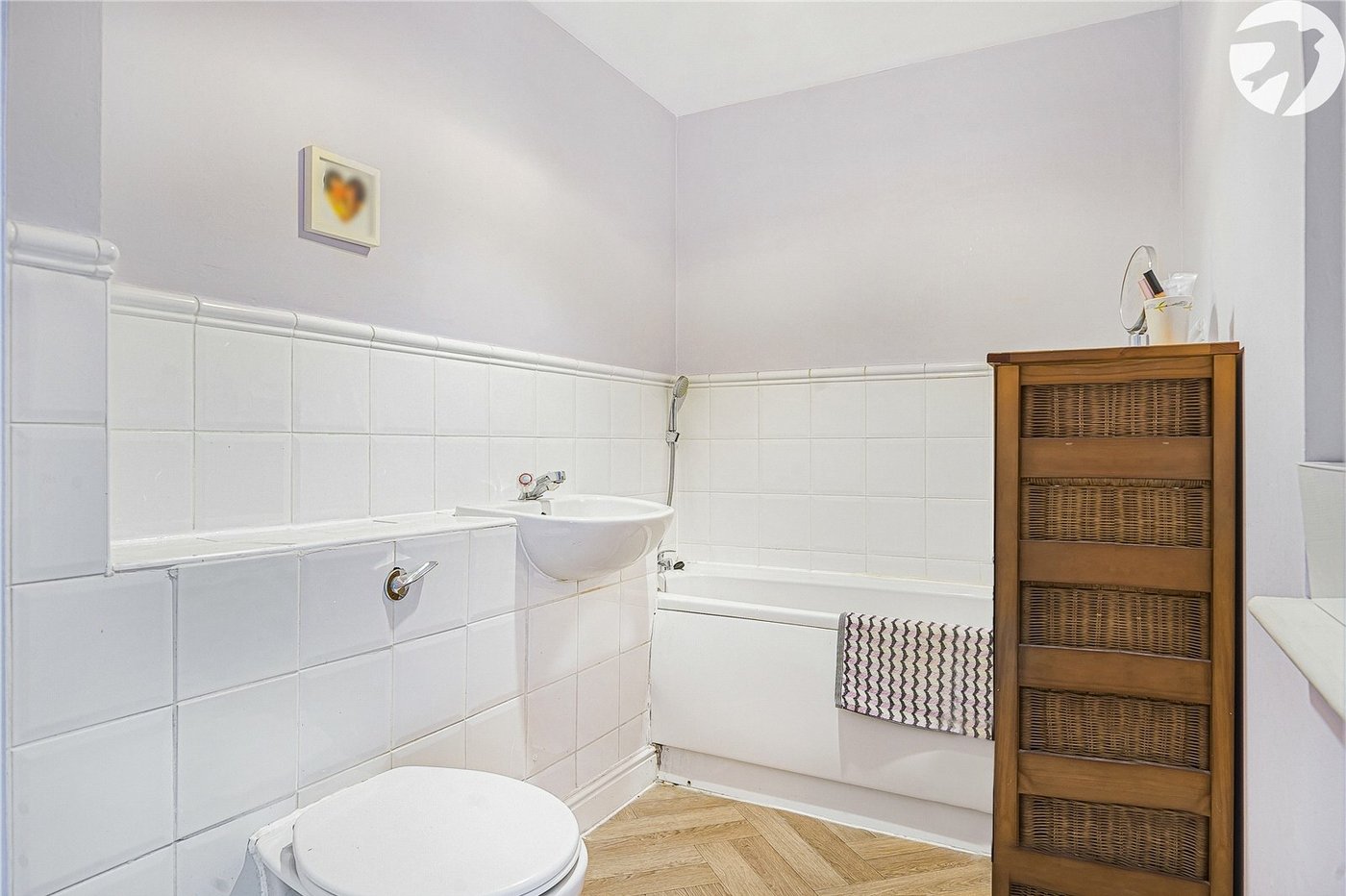 2 bedroom property for sale in Dartford | Robinson Jackson