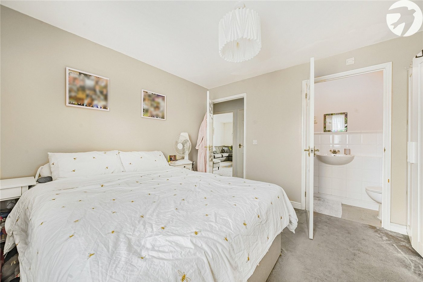2 bedroom property for sale in Dartford | Robinson Jackson