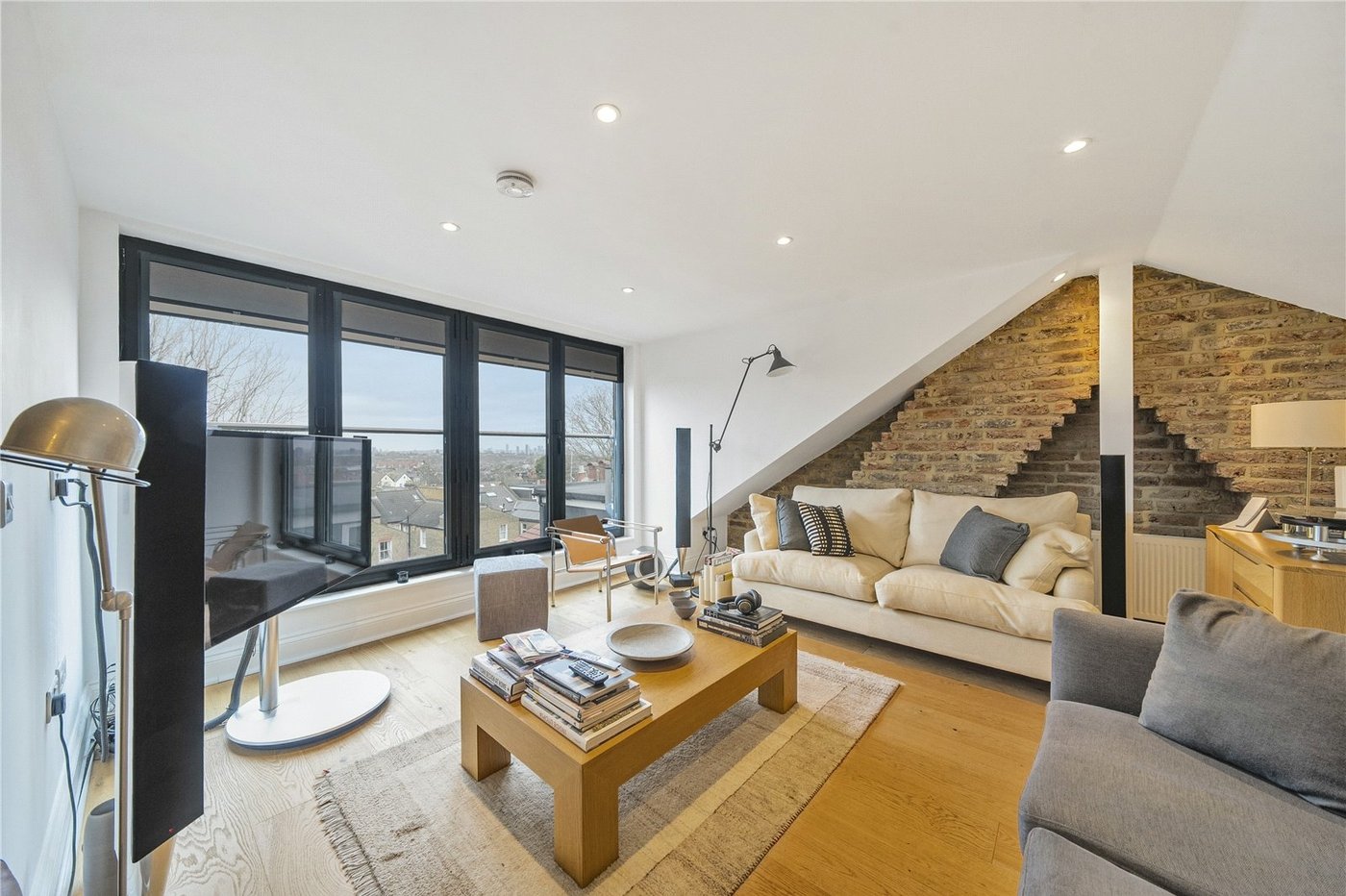 3 bedroom property for sale in  | Robinson Jackson