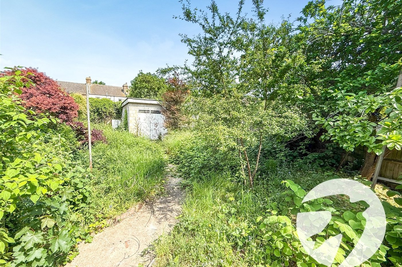 3 bedroom house for sale in London | Robinson Jackson