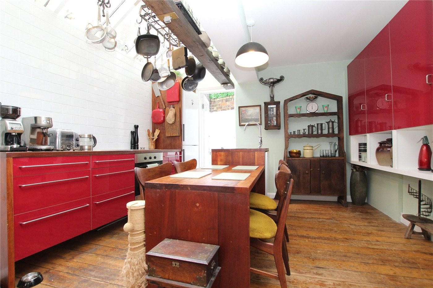 2 bedroom house for sale in Plumstead Common | Robinson Jackson