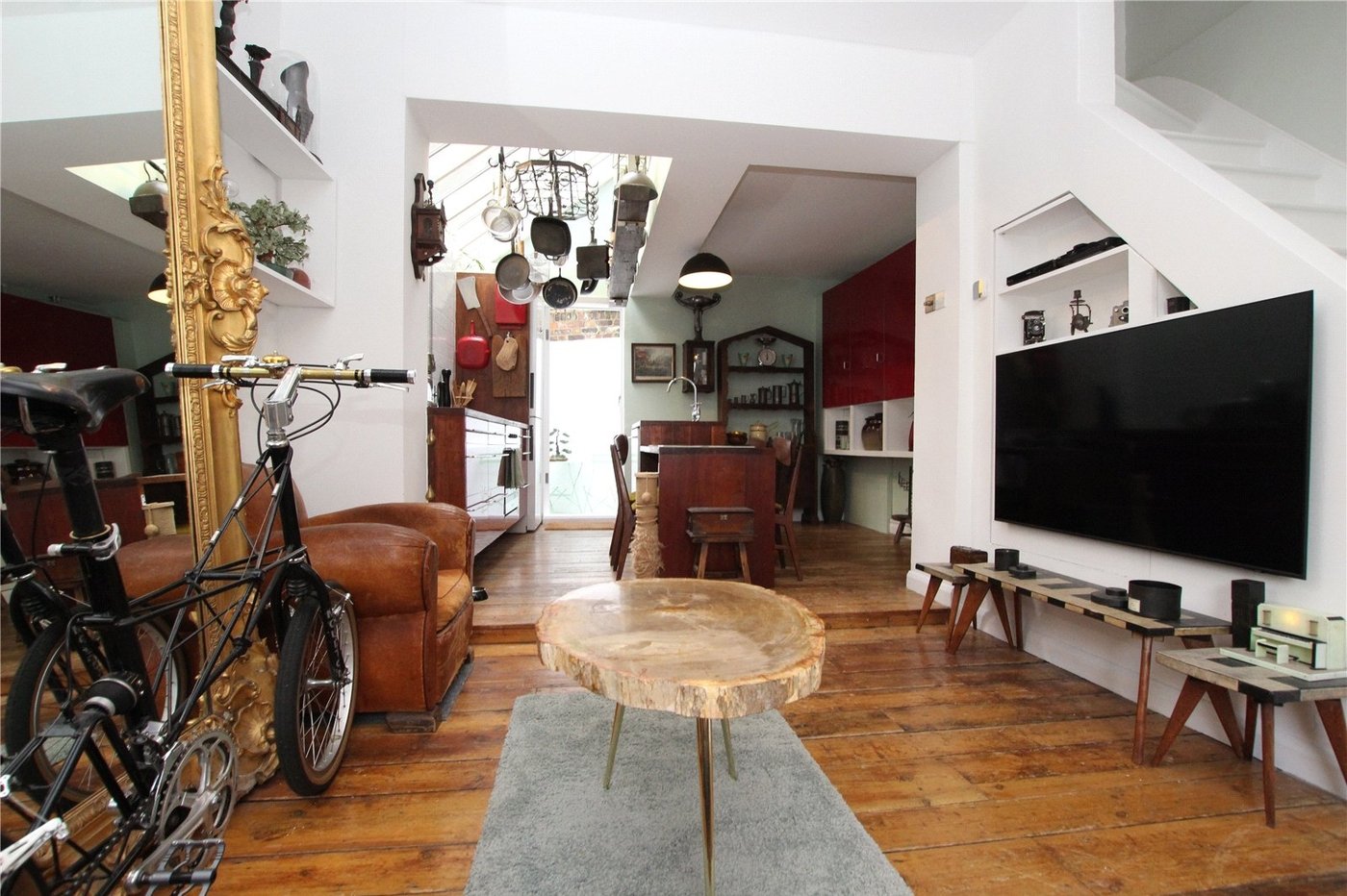 2 bedroom house for sale in Plumstead Common | Robinson Jackson