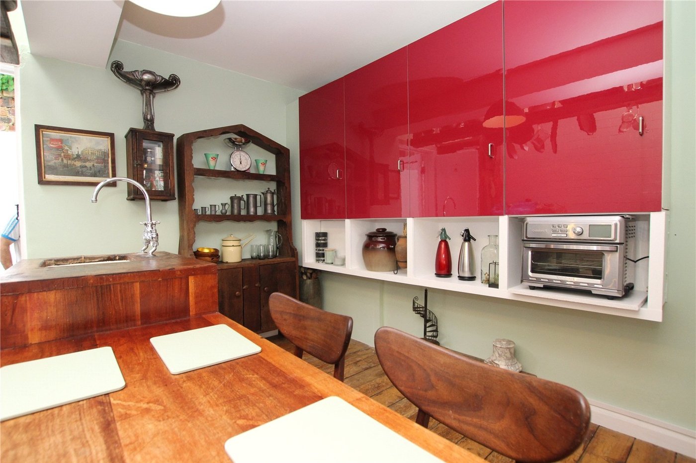 2 bedroom house for sale in Plumstead Common | Robinson Jackson