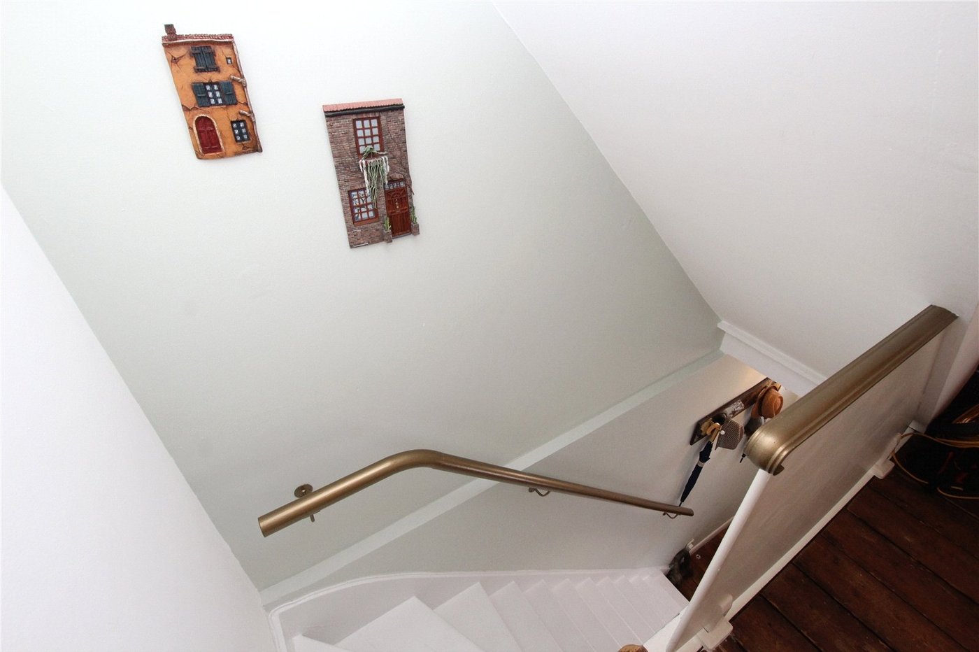 2 bedroom house for sale in Plumstead Common | Robinson Jackson