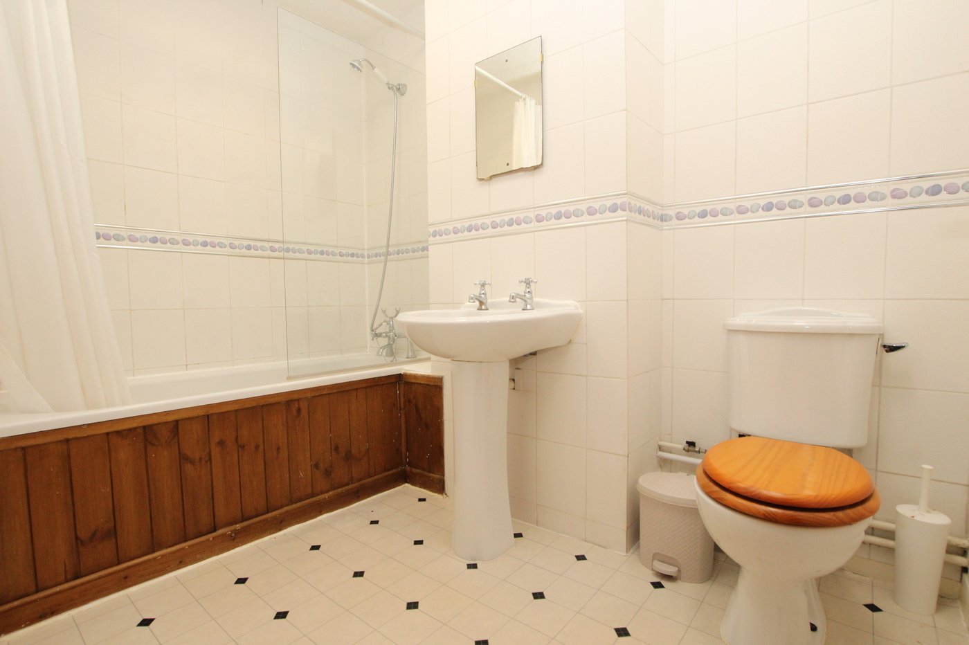 2 bedroom house for sale in Plumstead | Robinson Jackson