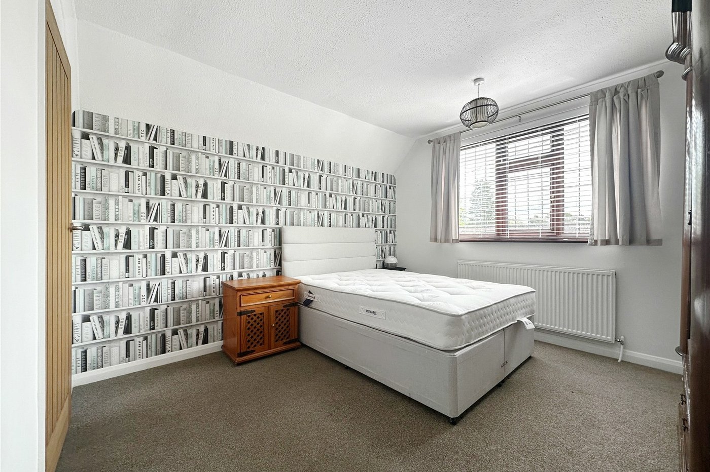3 bedroom property for sale in Gillingham | Robinson Michael & Jackson
