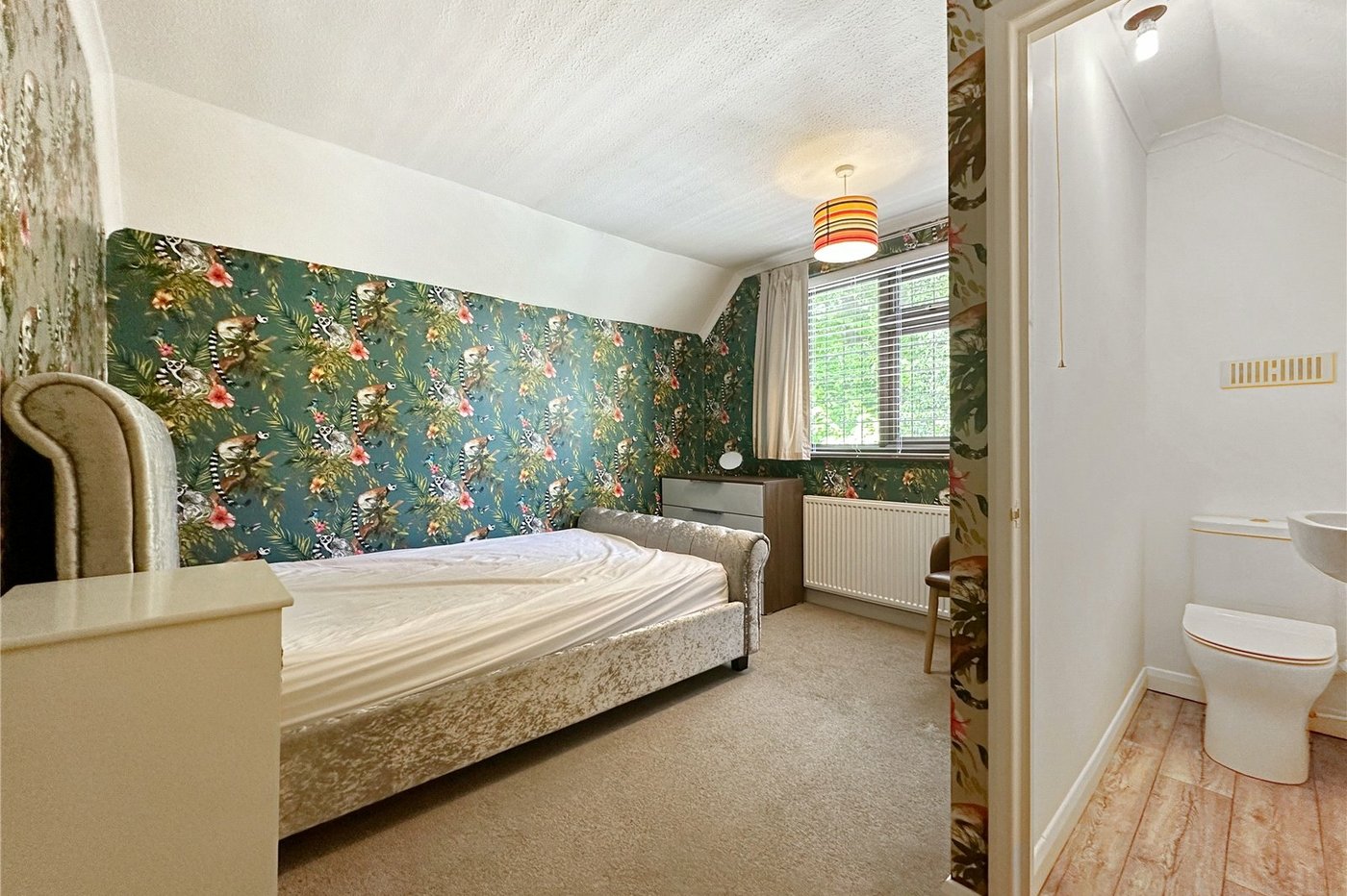 3 bedroom property for sale in Gillingham | Robinson Michael & Jackson