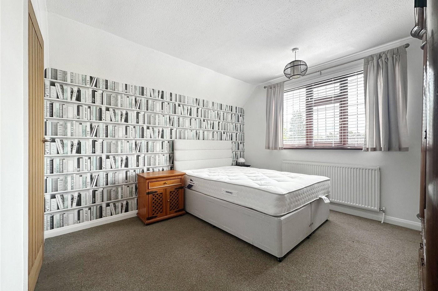 3 bedroom property for sale in Rainham | Robinson Michael & Jackson