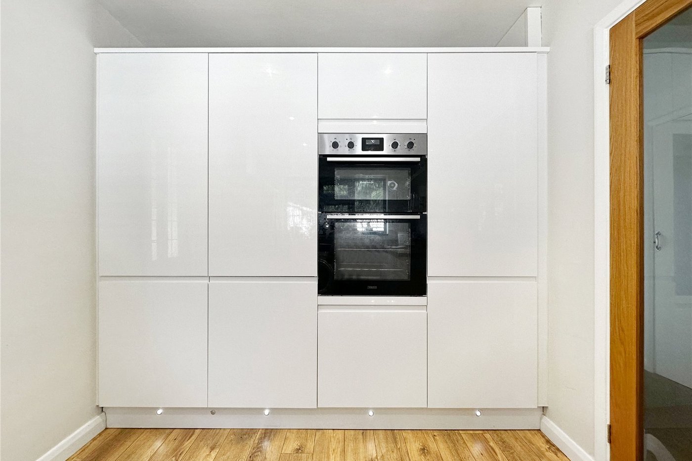 3 bedroom property for sale in Rainham | Robinson Michael & Jackson