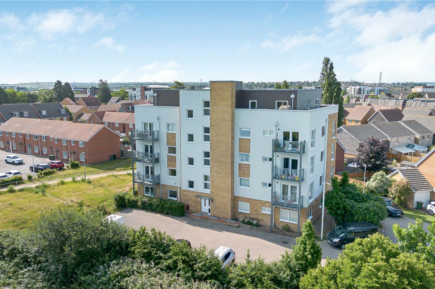 2 bedroom property for sale in Dartford | Robinson Jackson