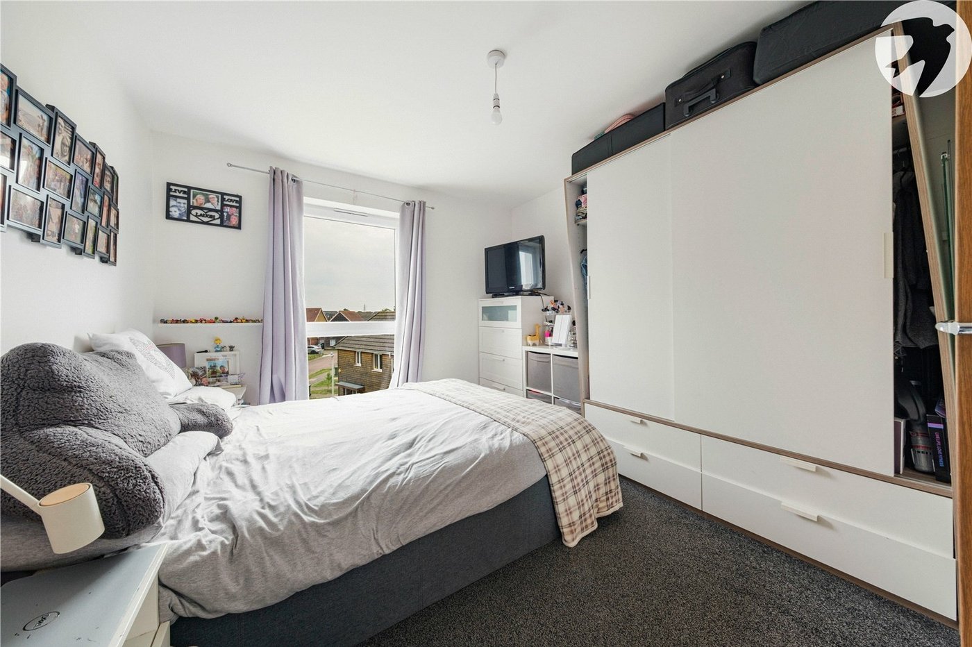 2 bedroom property for sale in Dartford | Robinson Jackson