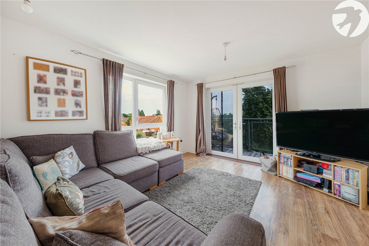 2 bedroom property for sale in Dartford | Robinson Jackson