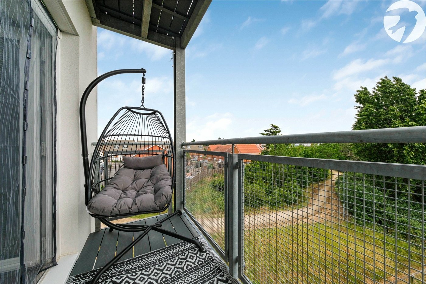 2 bedroom property for sale in Dartford | Robinson Jackson