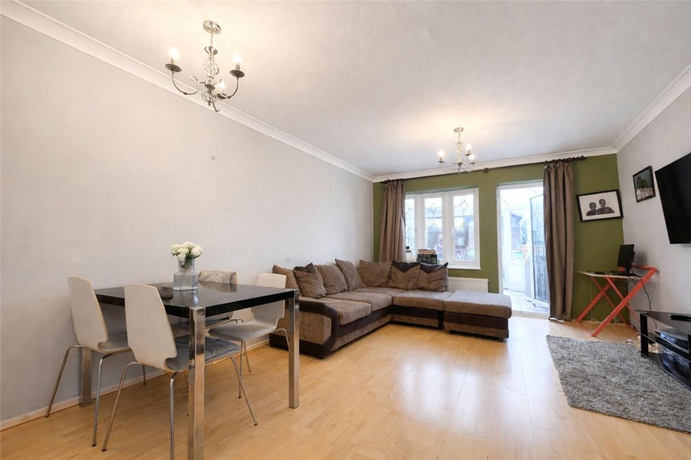 2 bedroom house for sale in Orpington | Robinson Jackson