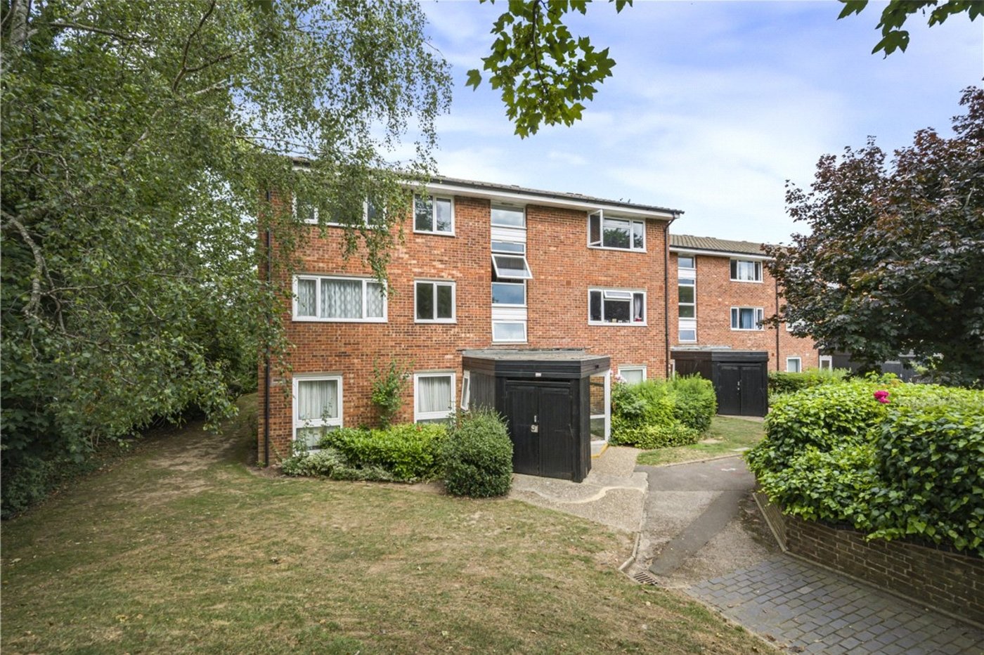 2 bedroom property for sale in Orpington | Robinson Jackson