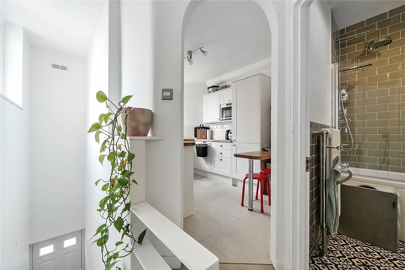 2 bedroom property for sale in  | Robinson Jackson