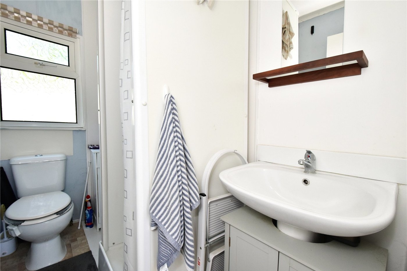 1 bedroom property for sale in Knatts Valley | Robinson Jackson