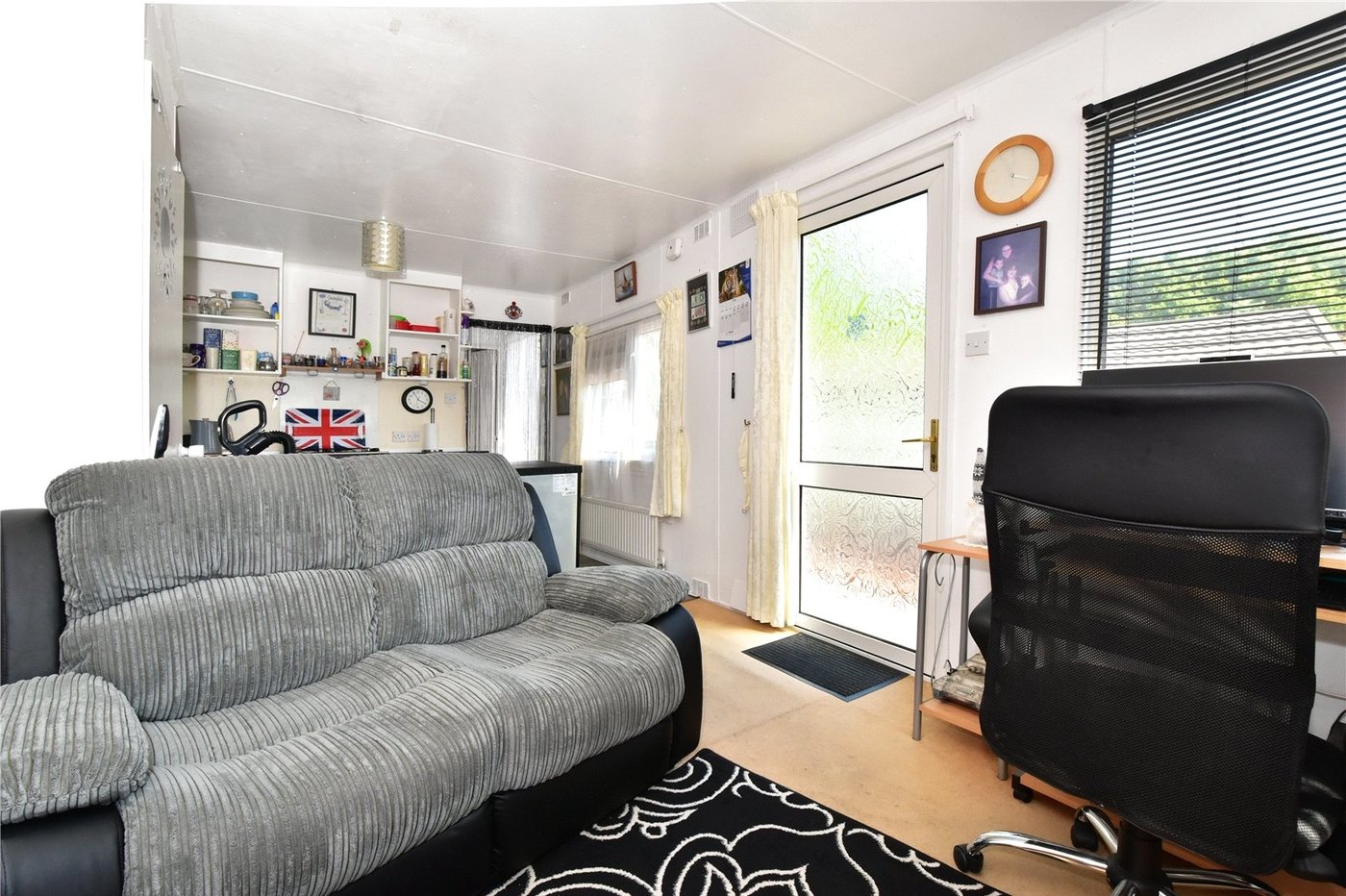 1 bedroom property for sale in Knatts Valley | Robinson Jackson