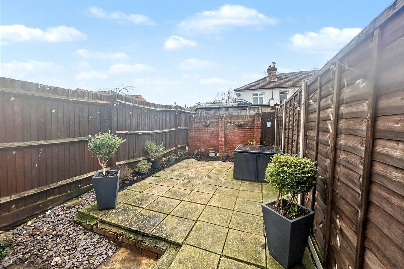 2 bedroom house for sale in Welling | Robinson Jackson