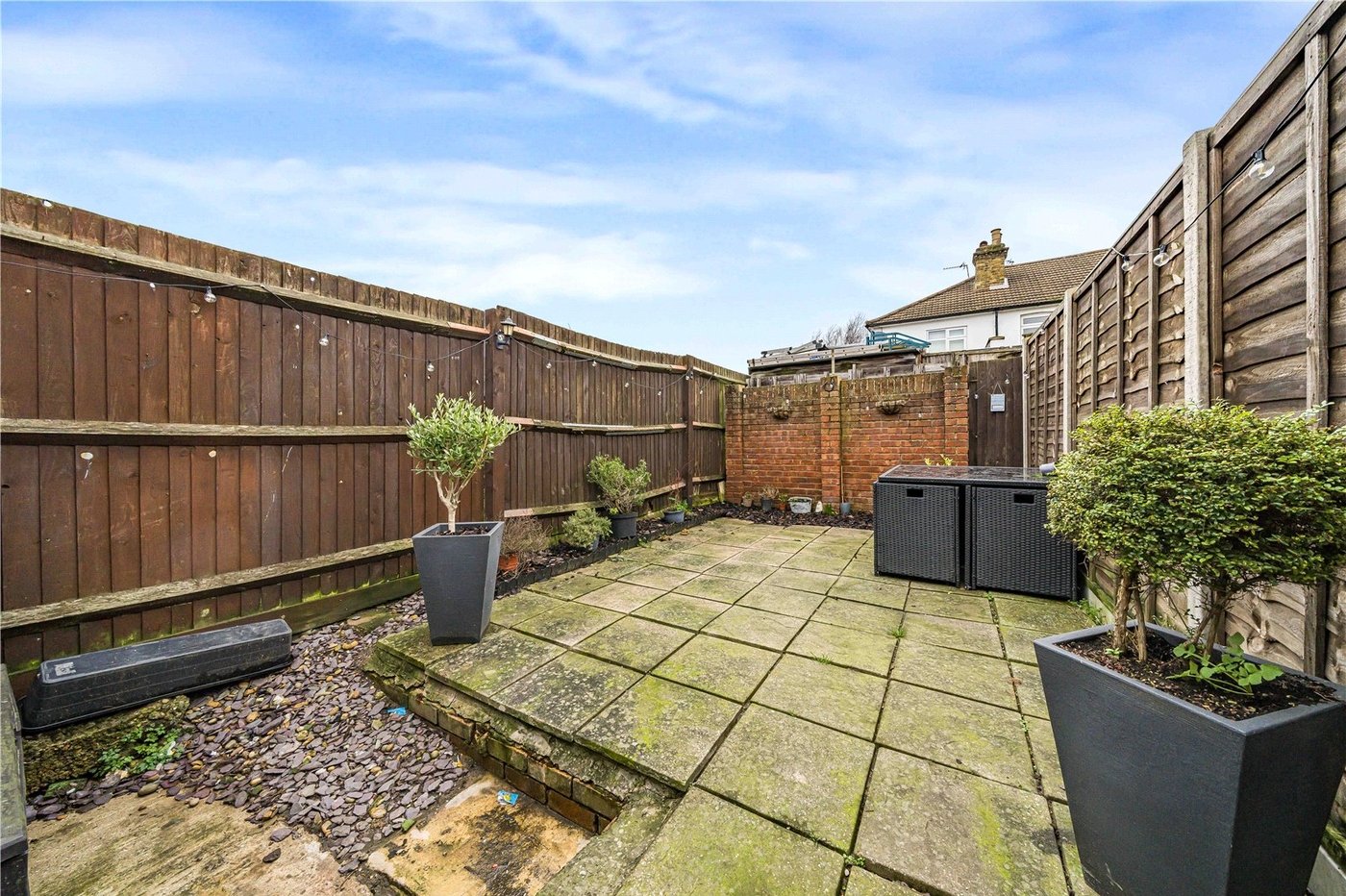 2 bedroom house for sale in Welling | Robinson Jackson