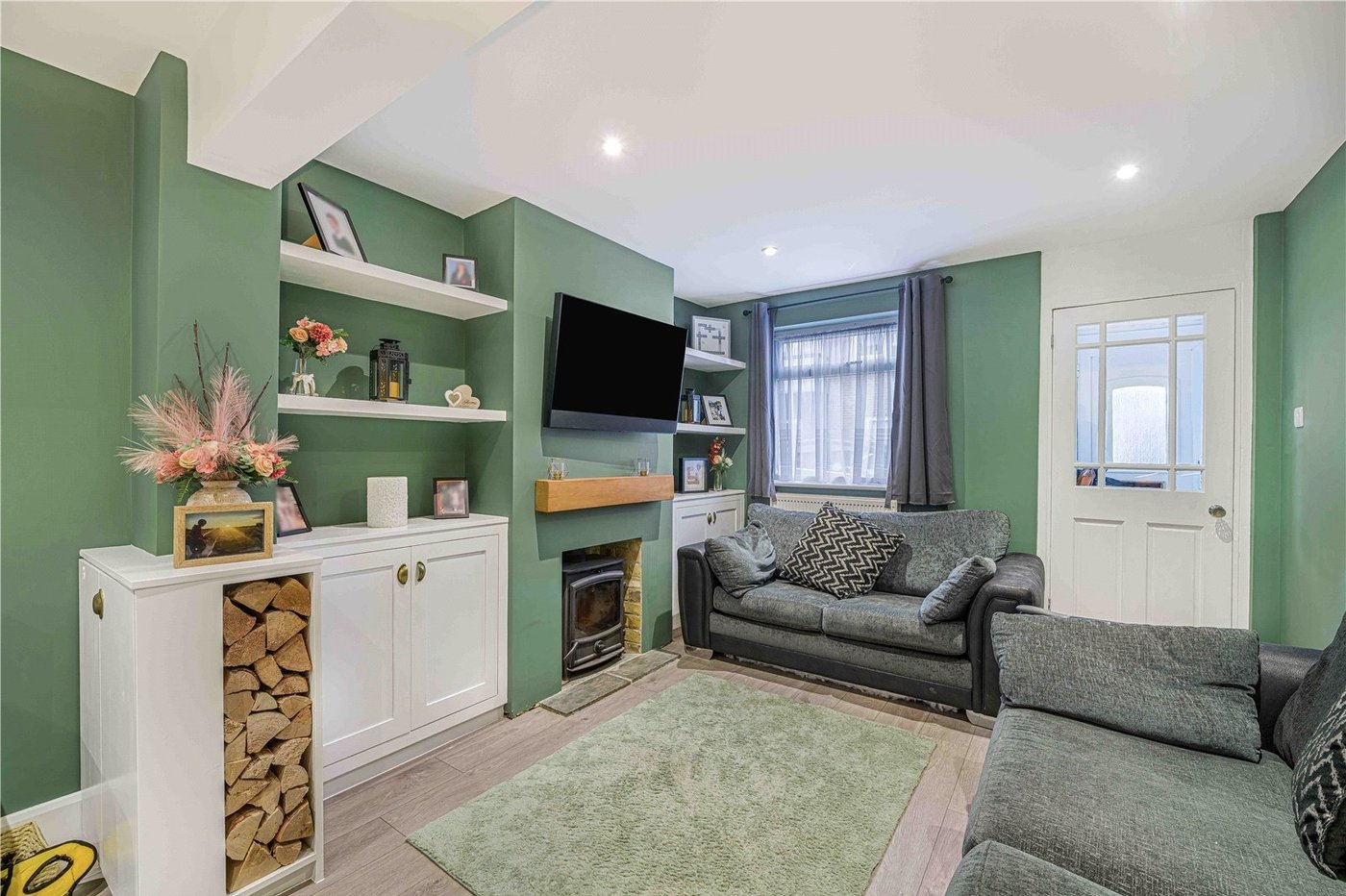 2 bedroom house for sale in Welling | Robinson Jackson