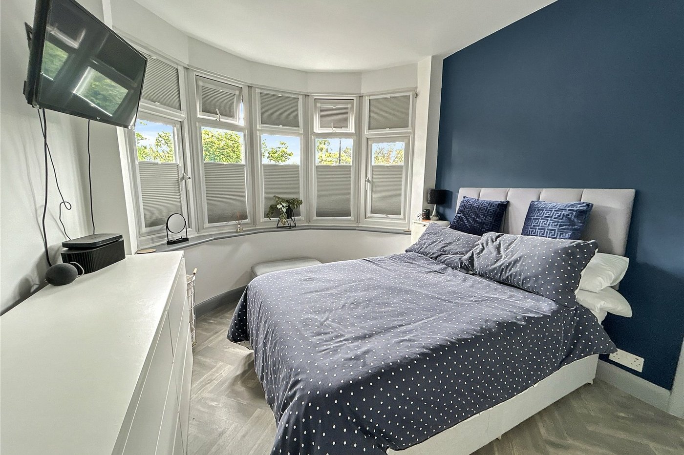 3 bedroom bungalow for sale in Sidcup | Robinson Jackson