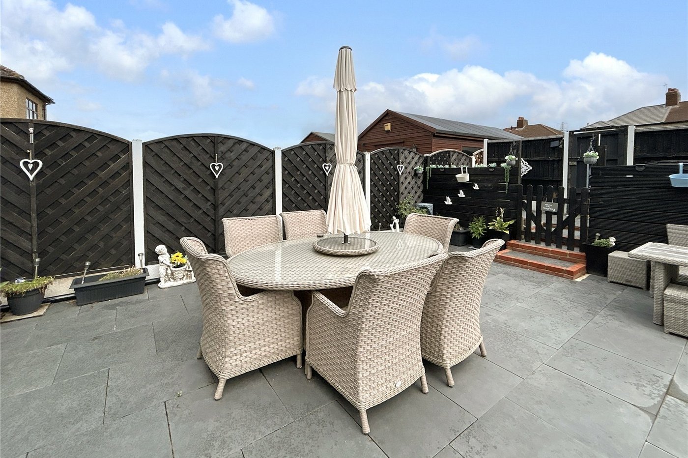 3 bedroom bungalow for sale in Sidcup | Robinson Jackson