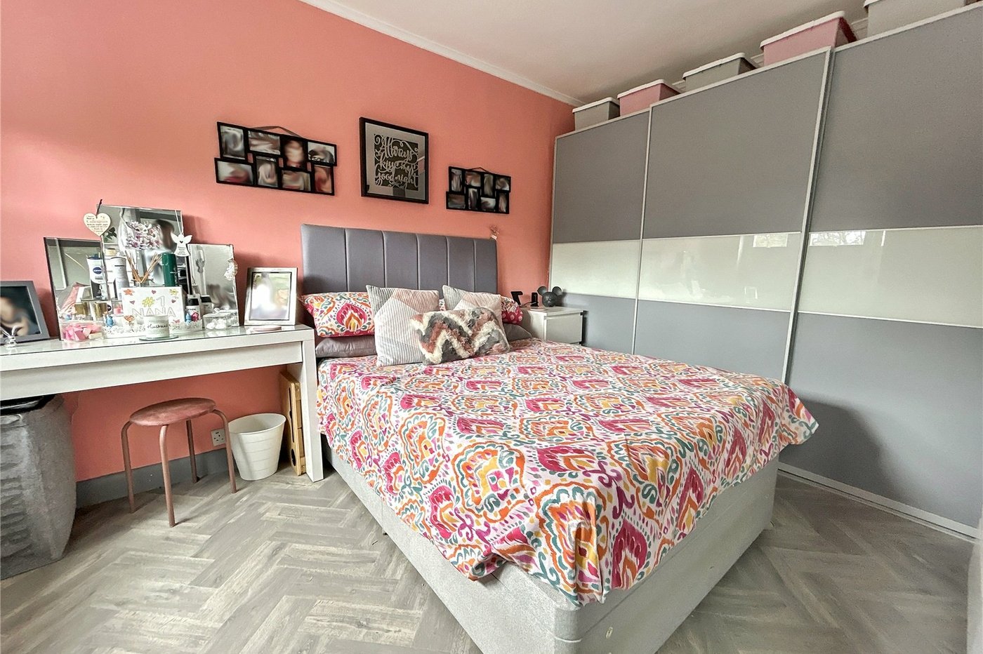 3 bedroom bungalow for sale in Sidcup | Robinson Jackson