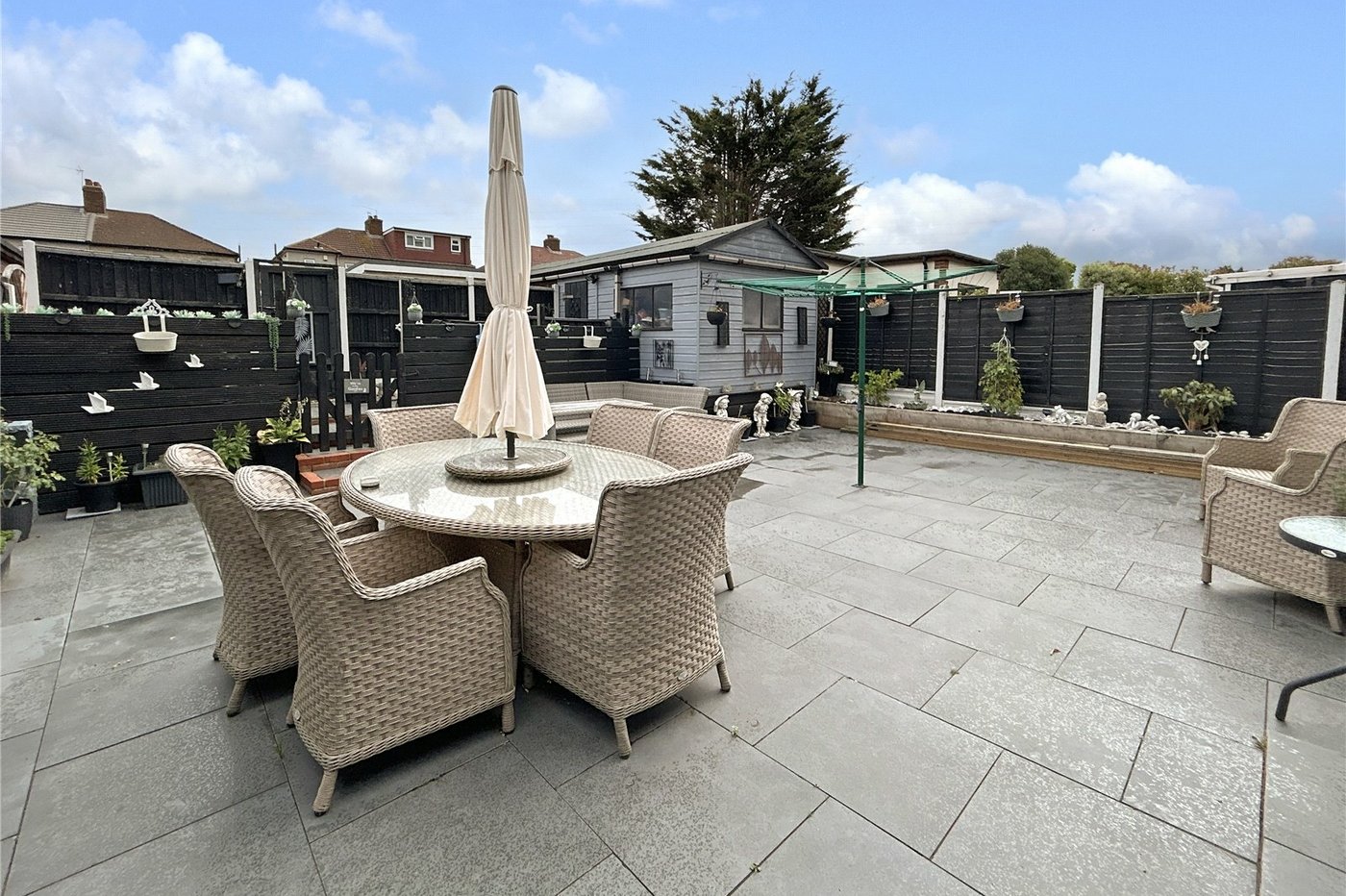 3 bedroom bungalow for sale in Sidcup | Robinson Jackson