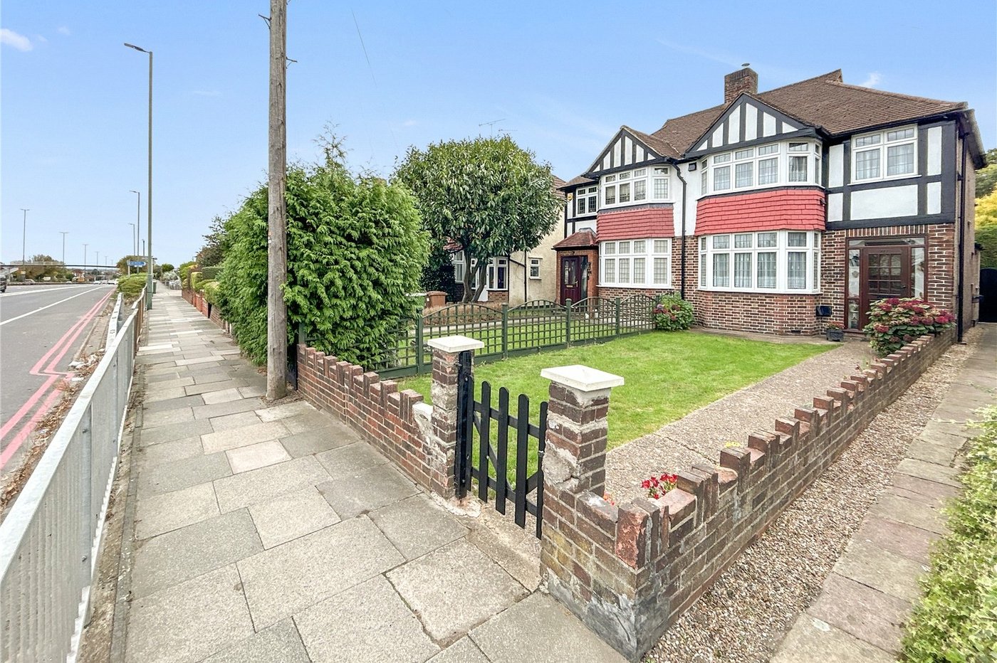 3 bedroom house to rent in Sidcup | Robinson Jackson