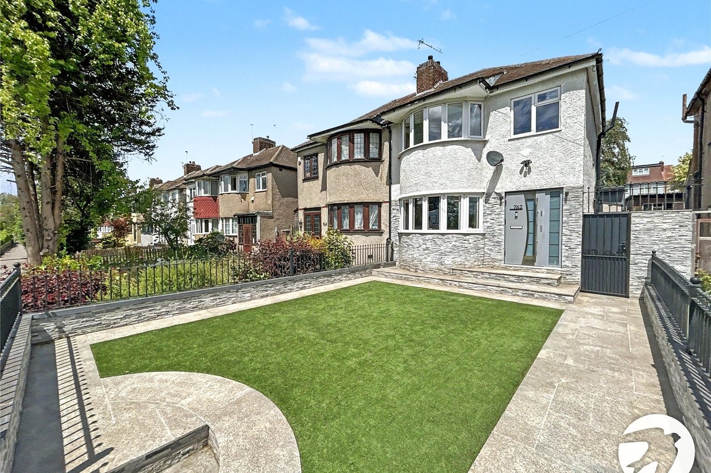 3 bedroom house for sale in Sidcup | Robinson Jackson