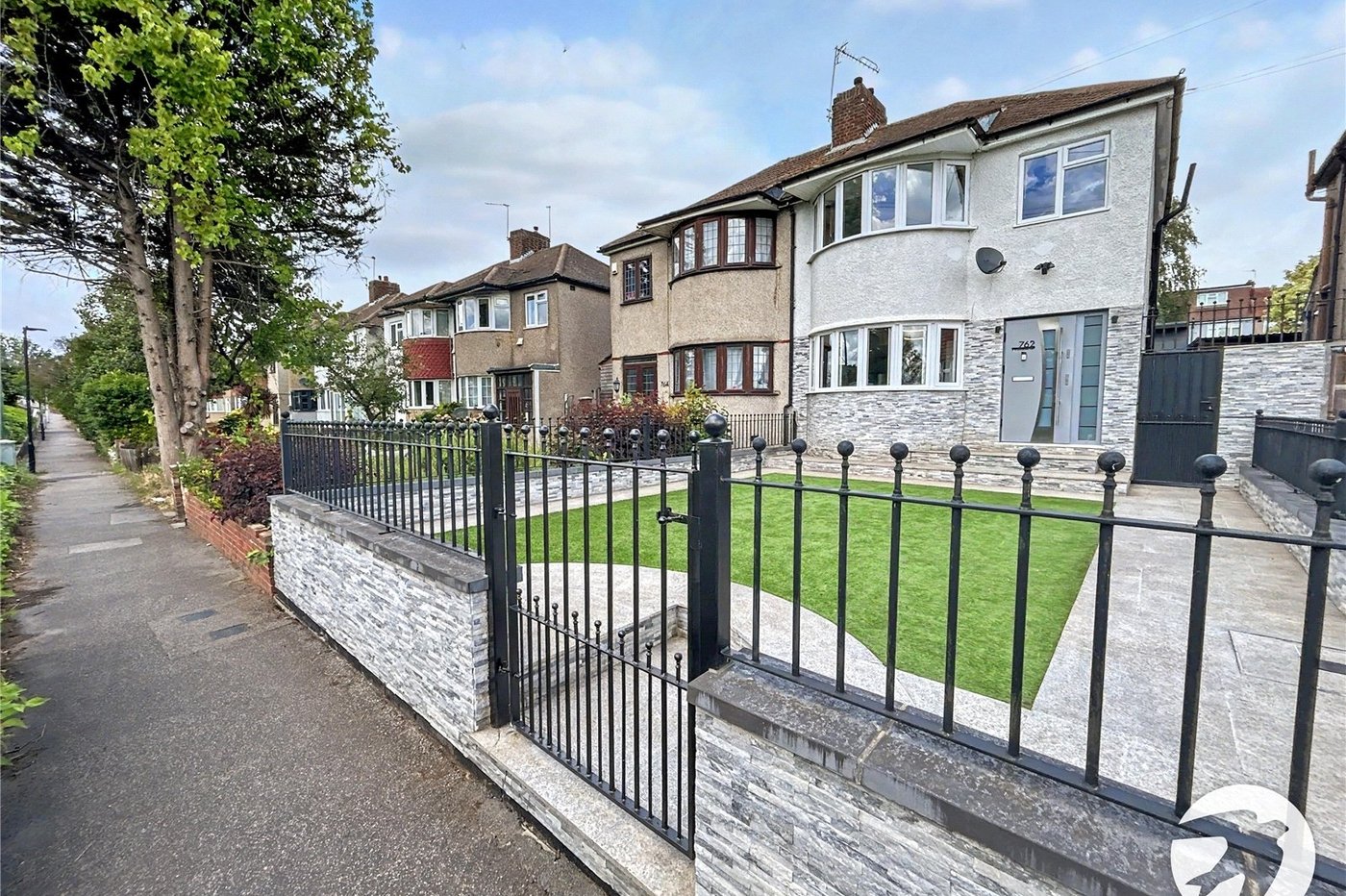 3 bedroom house for sale in Sidcup | Robinson Jackson
