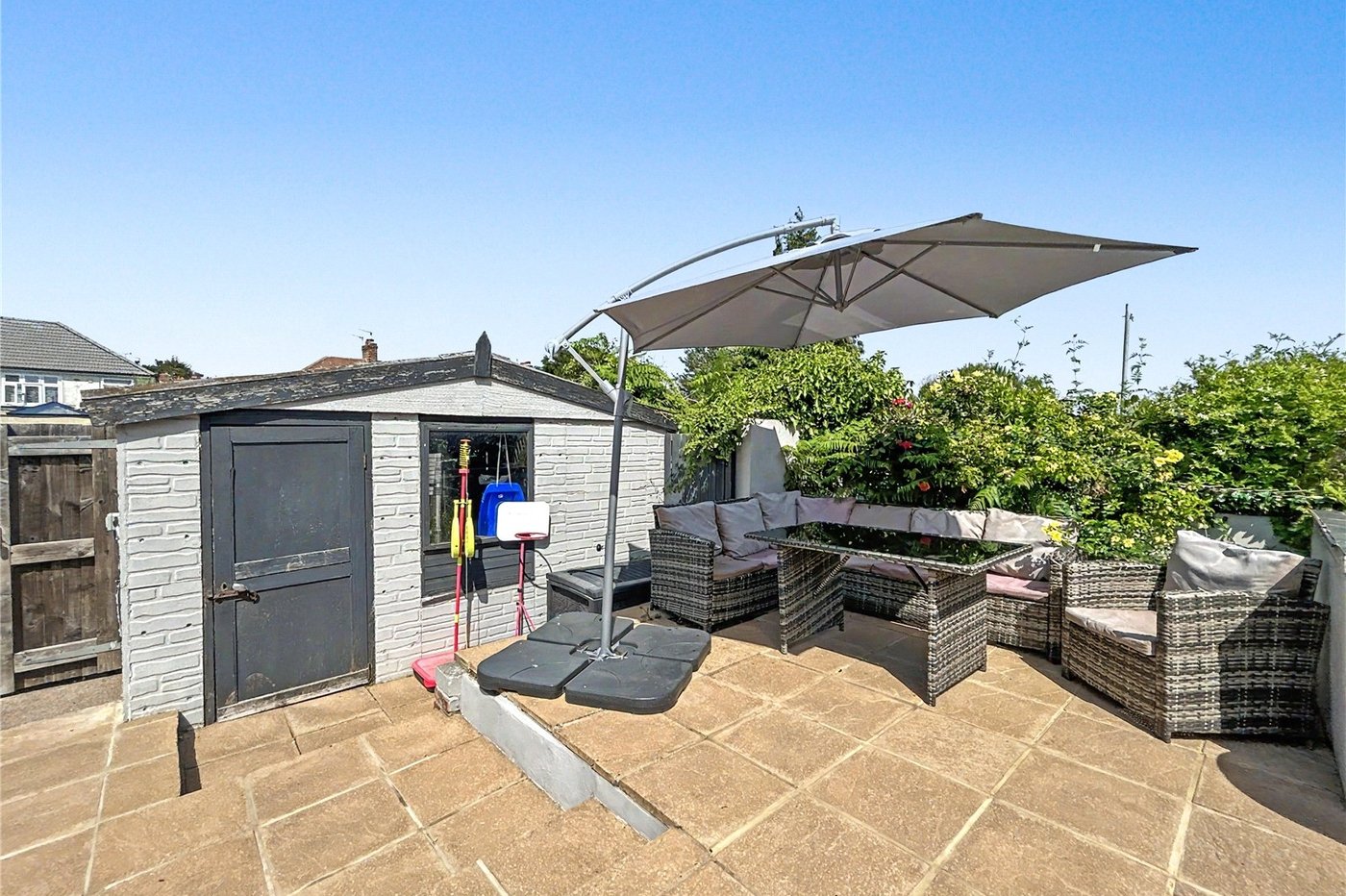 3 bedroom bungalow for sale in Sidcup | Robinson Jackson