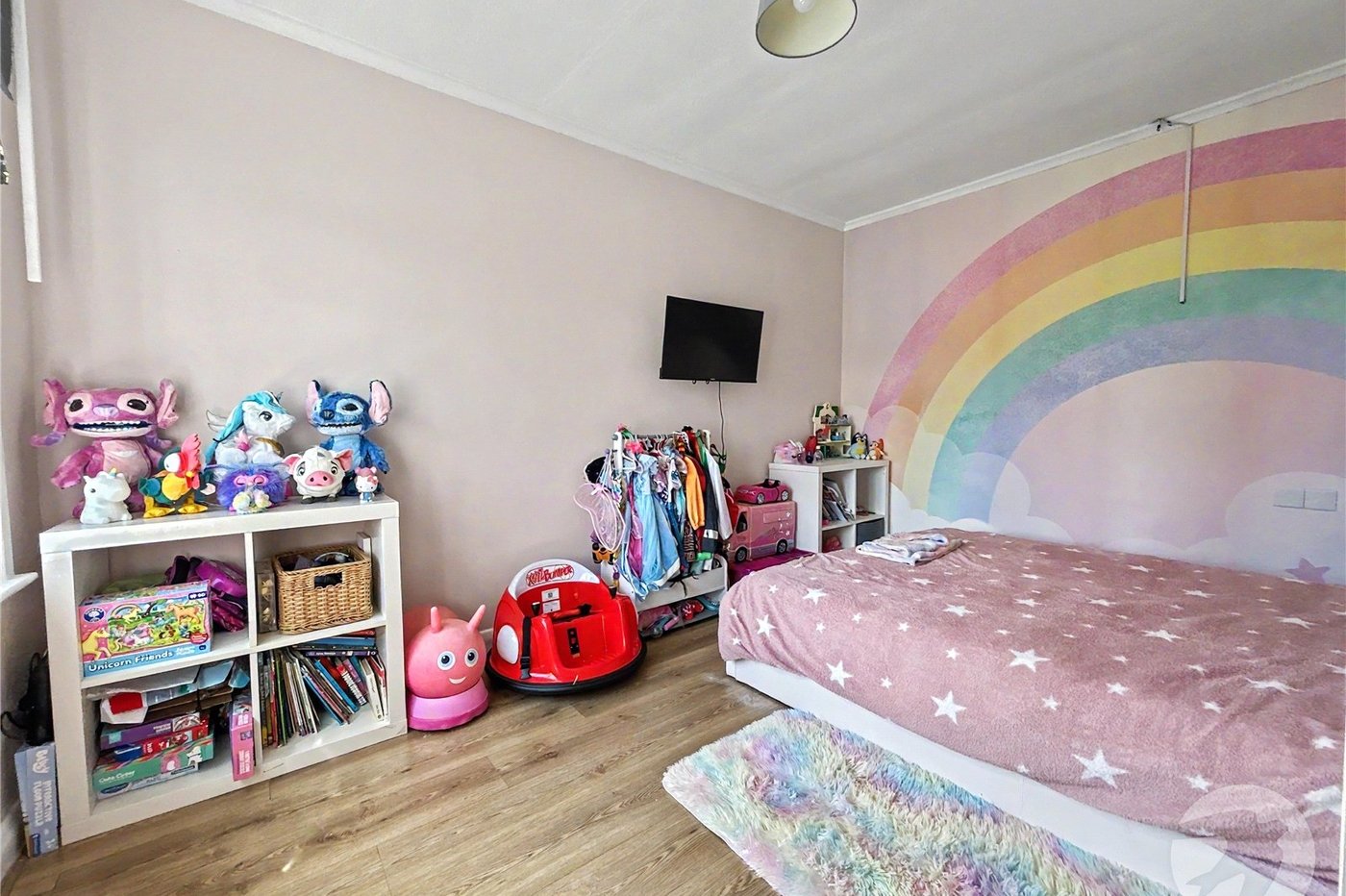 3 bedroom bungalow for sale in Sidcup | Robinson Jackson