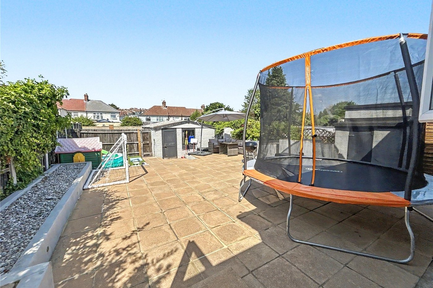 3 bedroom bungalow for sale in Sidcup | Robinson Jackson