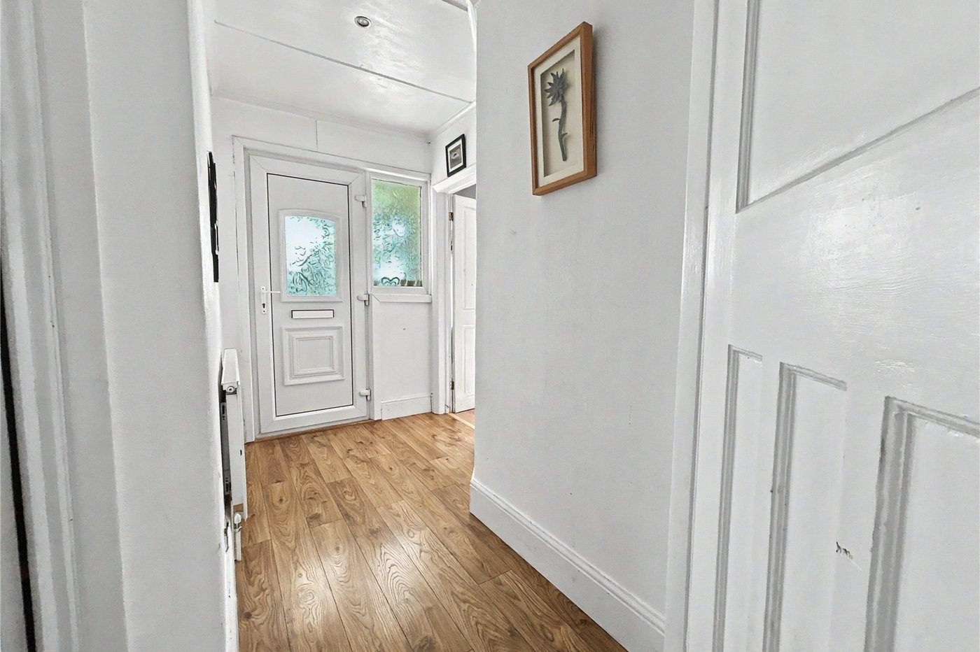 3 bedroom bungalow for sale in Sidcup | Robinson Jackson