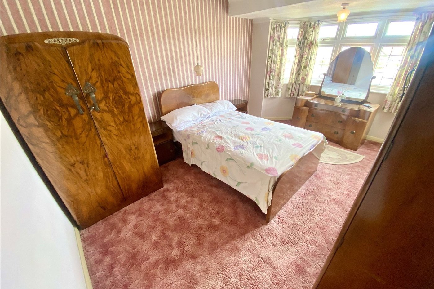 3 bedroom house for sale in Sidcup | Robinson Jackson