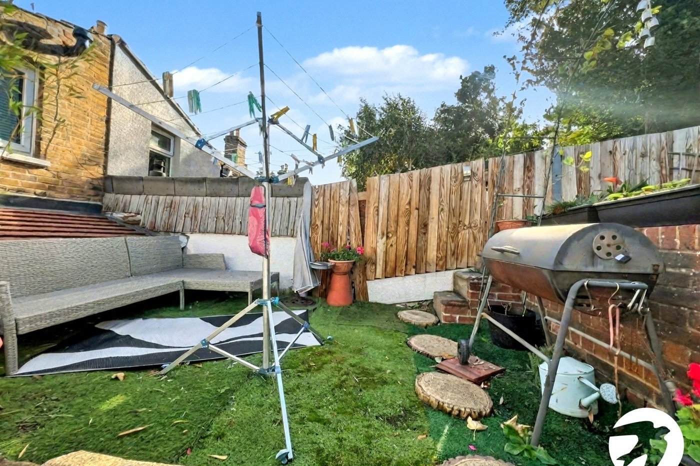 2 bedroom house for sale in Chatham | Robinson Michael & Jackson