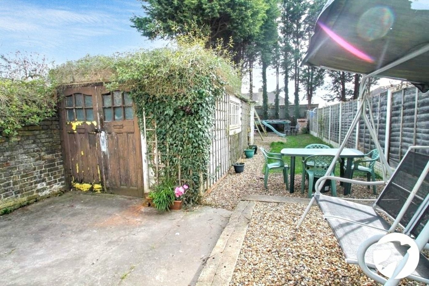 2 bedroom property for sale in Sittingbourne | Robinson Michael & Jackson