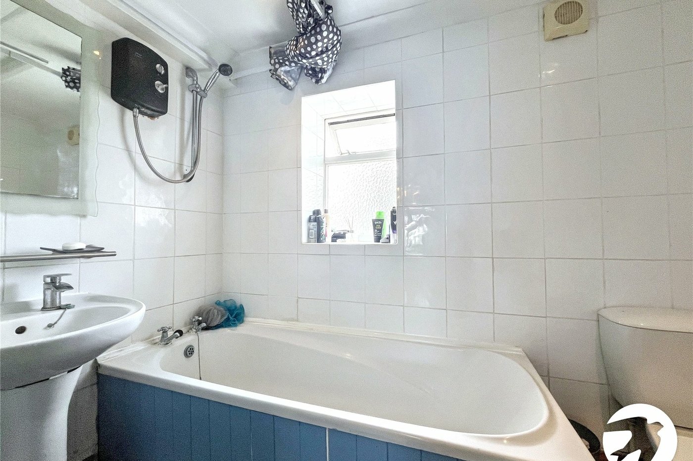 2 bedroom property for sale in Sittingbourne | Robinson Michael & Jackson