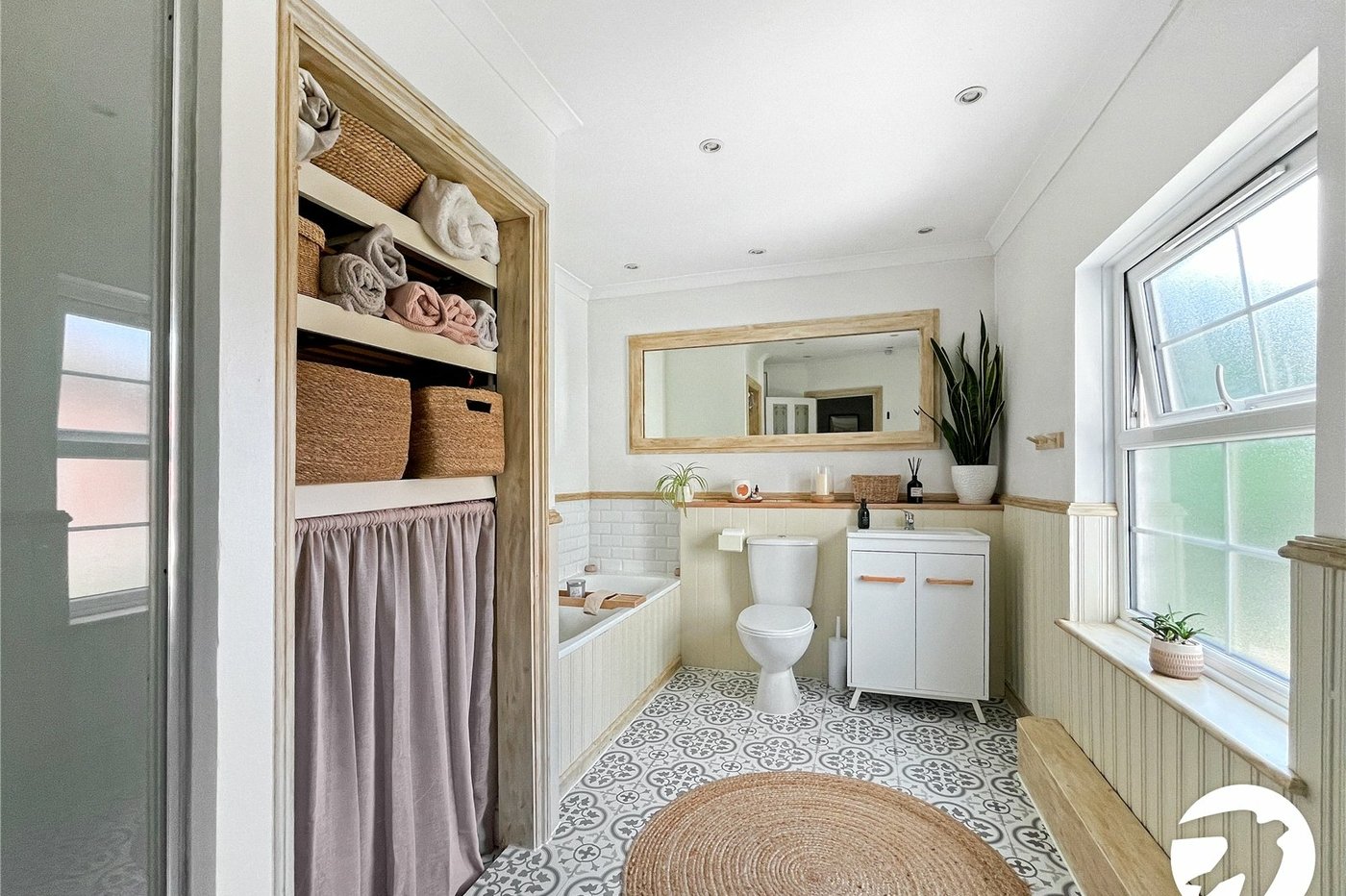 3 bedroom house for sale in Sittingbourne | Robinson Michael & Jackson