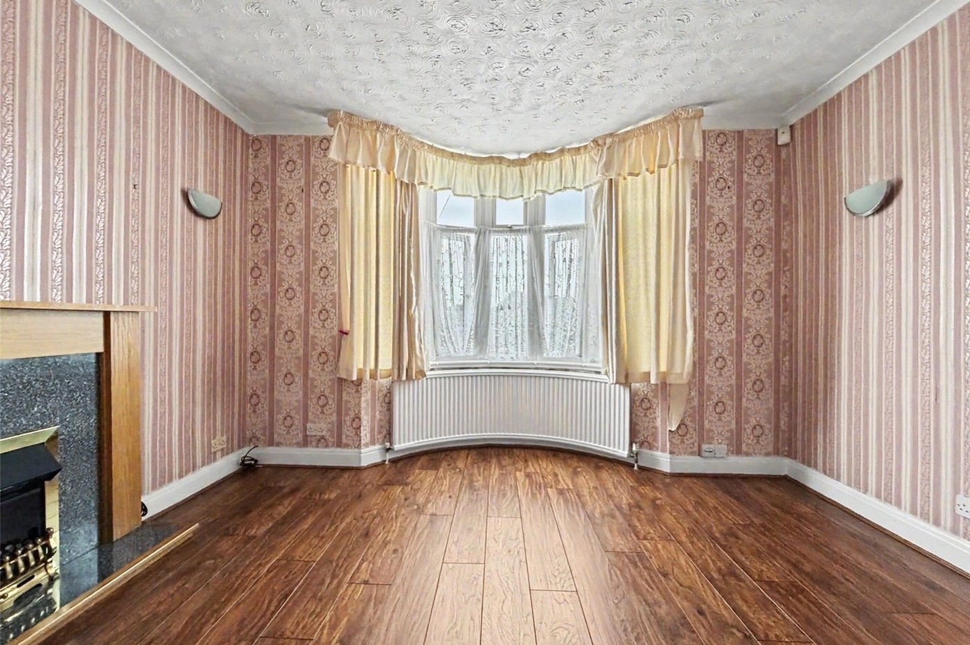 3 bedroom bungalow for sale in Gillingham | Robinson Michael & Jackson