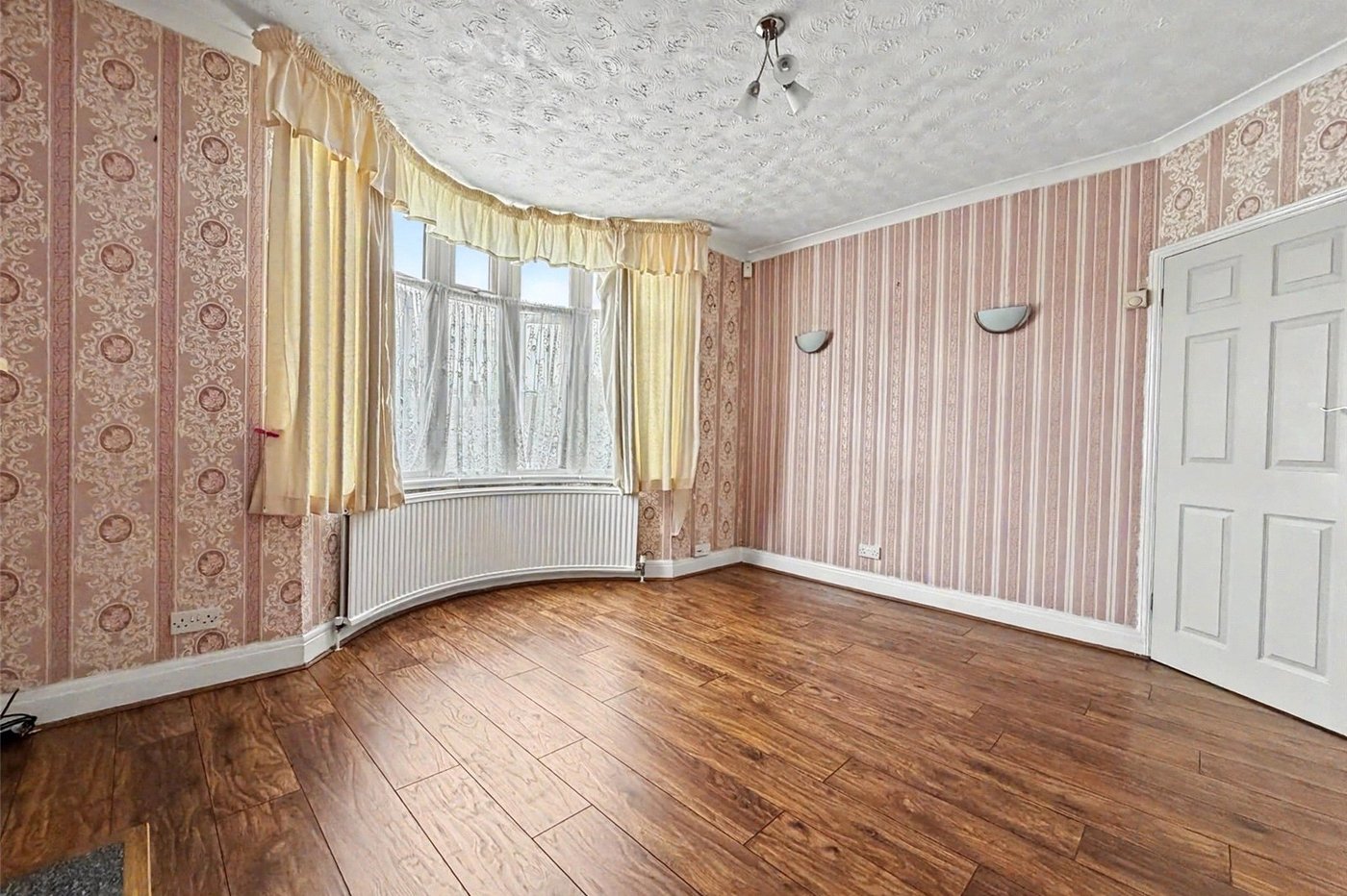 3 bedroom bungalow for sale in Gillingham | Robinson Michael & Jackson