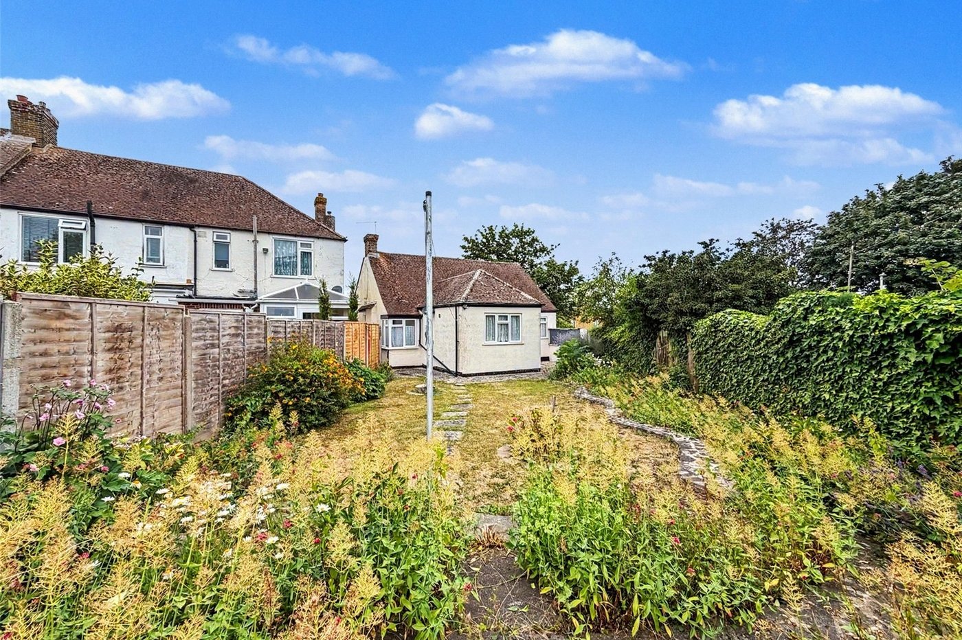 3 bedroom bungalow for sale in Gillingham | Robinson Michael & Jackson