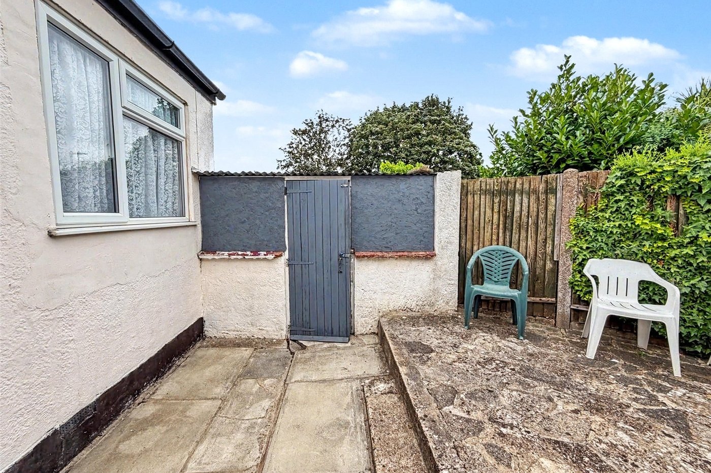 3 bedroom bungalow for sale in Gillingham | Robinson Michael & Jackson