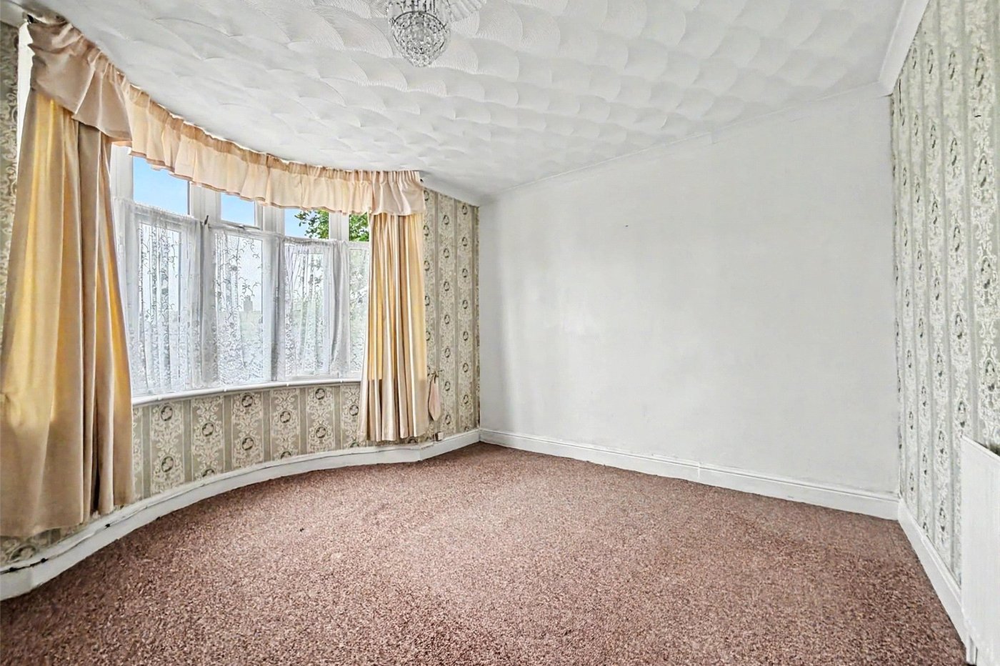 3 bedroom bungalow for sale in Gillingham | Robinson Michael & Jackson